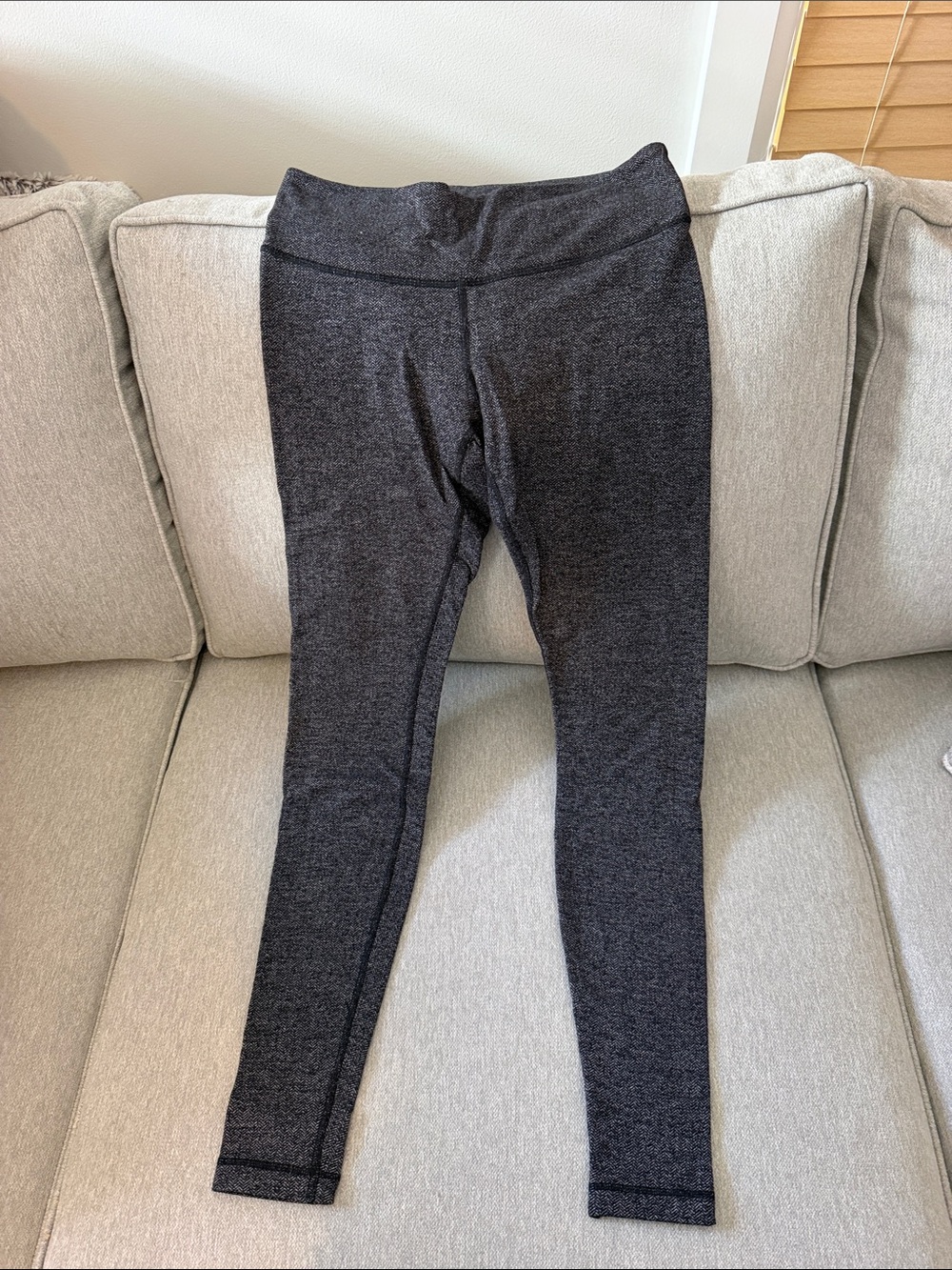 Lululemon mid rise thermal leggings